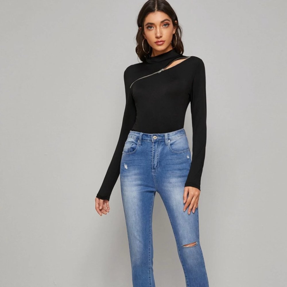 Mock Neck Zipper Detail Slim Tee
